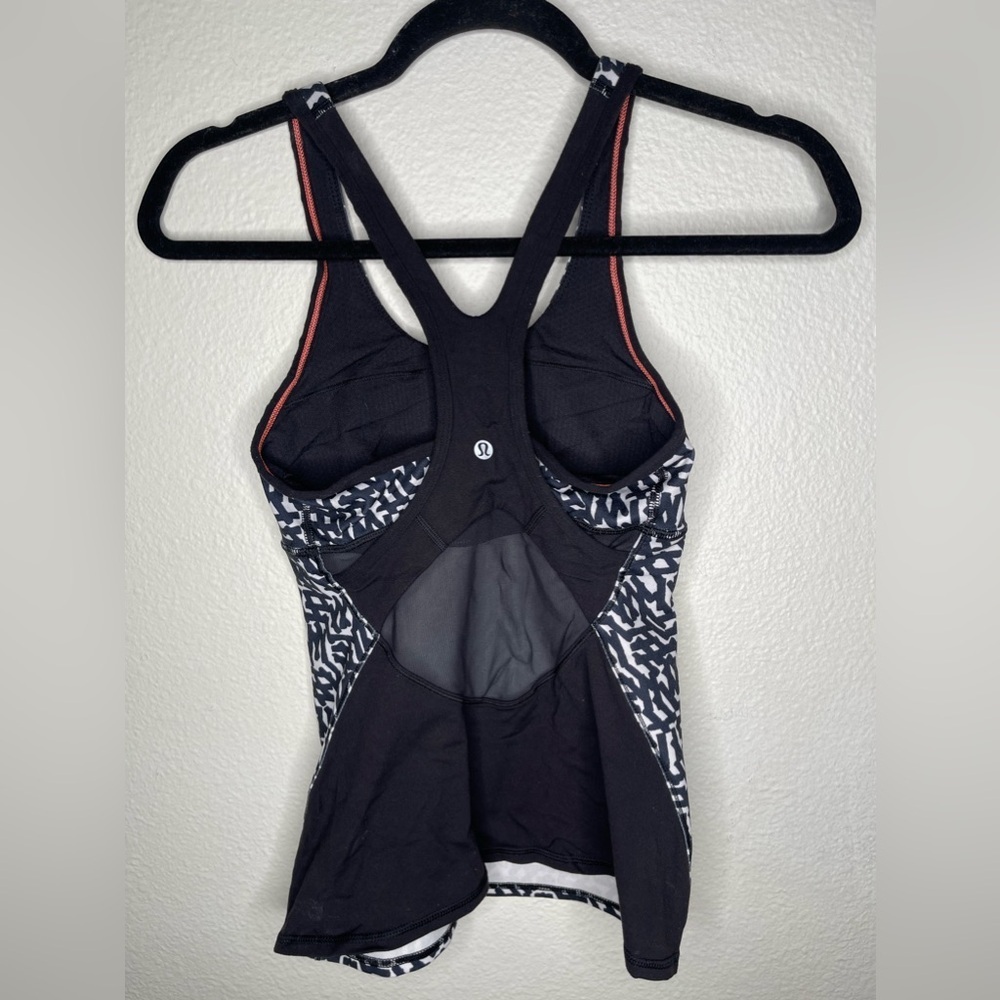 Lululemon Crossback Tank Geometric Pattern Size 4 - image 5